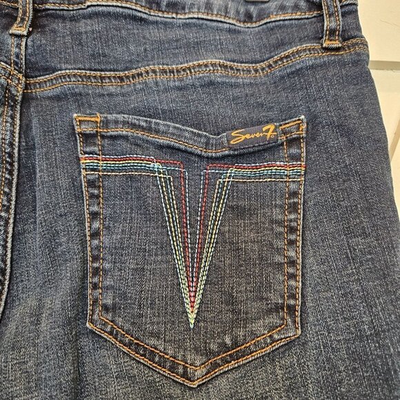 SEVEN For All Mankind Weekend Denim Embroidered Bermuda Shorts Size 10 high rise - Picture 3 of 9